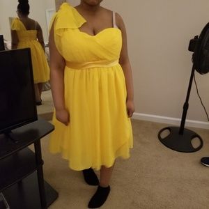 Yellow bridesmaid's dress